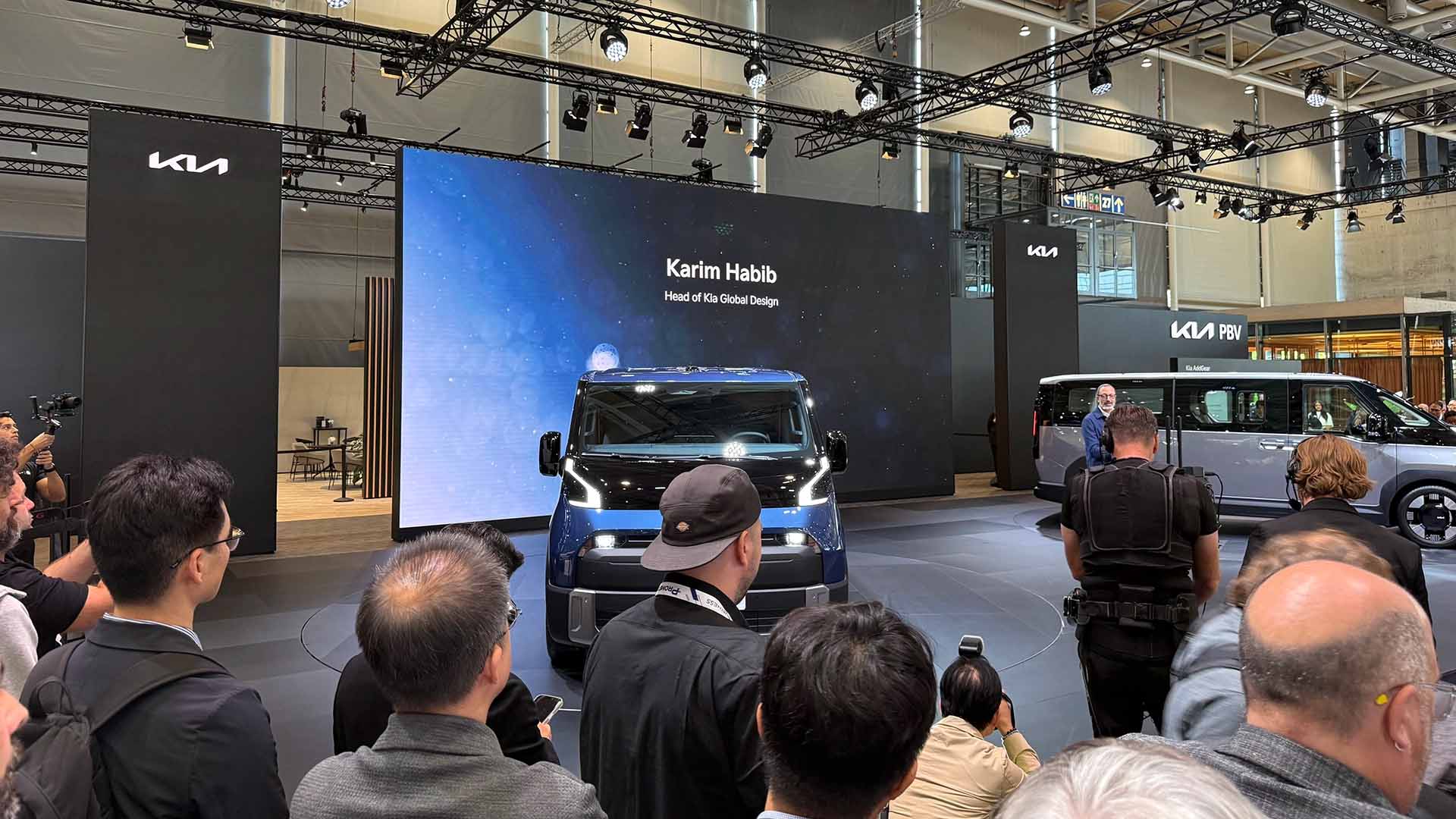 Nu är Kia PV7 Cargo och Passenger här.