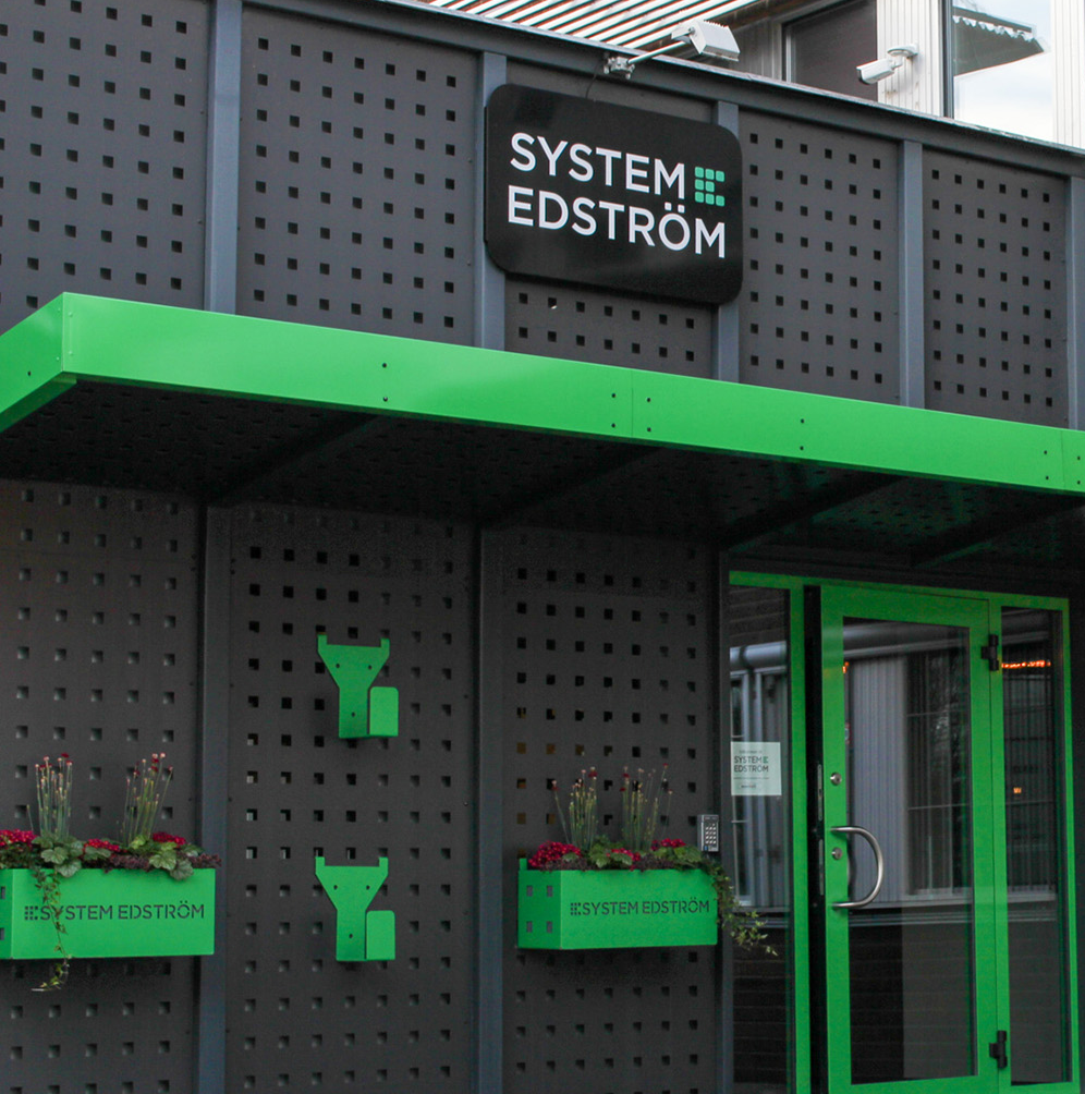 Entrén till System Edströms showroom i Kista